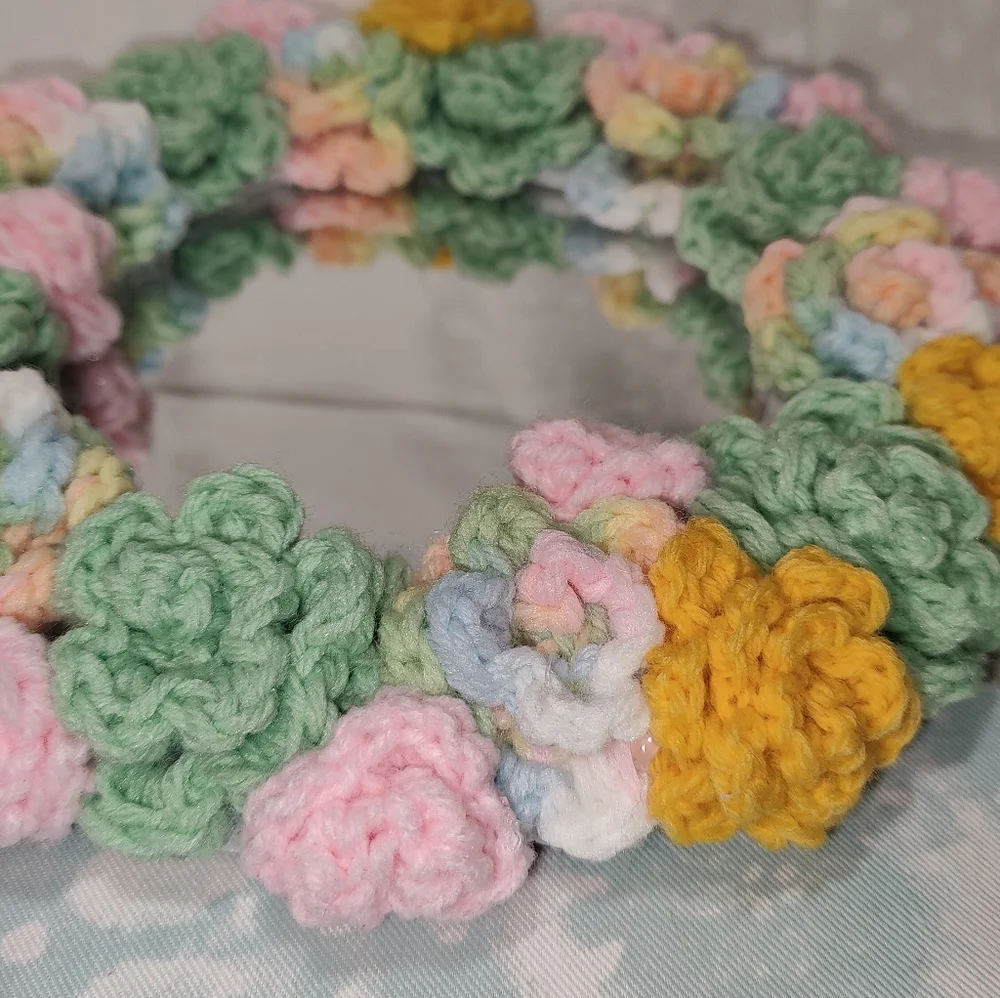 Handmade Round Crochet Floral Framed Mirror Wall Decor